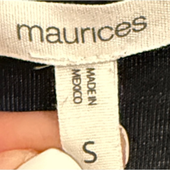 Maurices Black and Off-White Cardigan Size Small - Picture 2 of 3